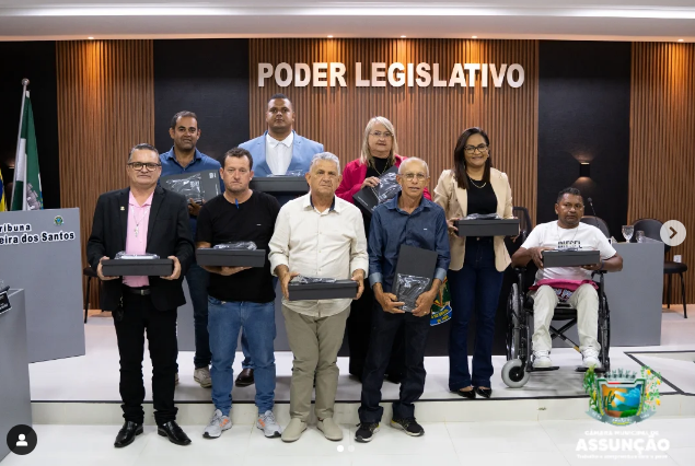 Entrega de kits executivos para nossos vereadores.