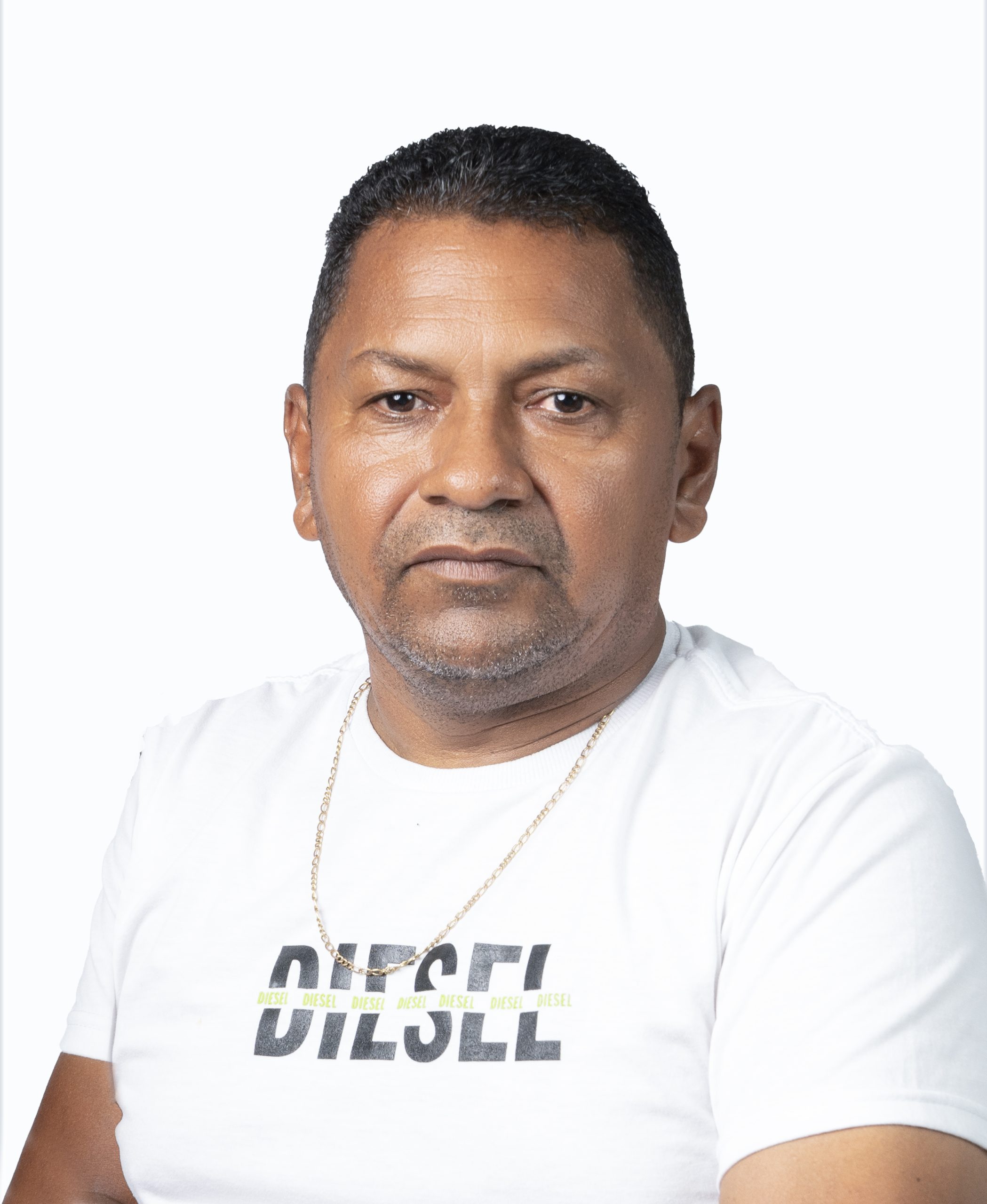 DOGIVAL MOTAS SIMÕES